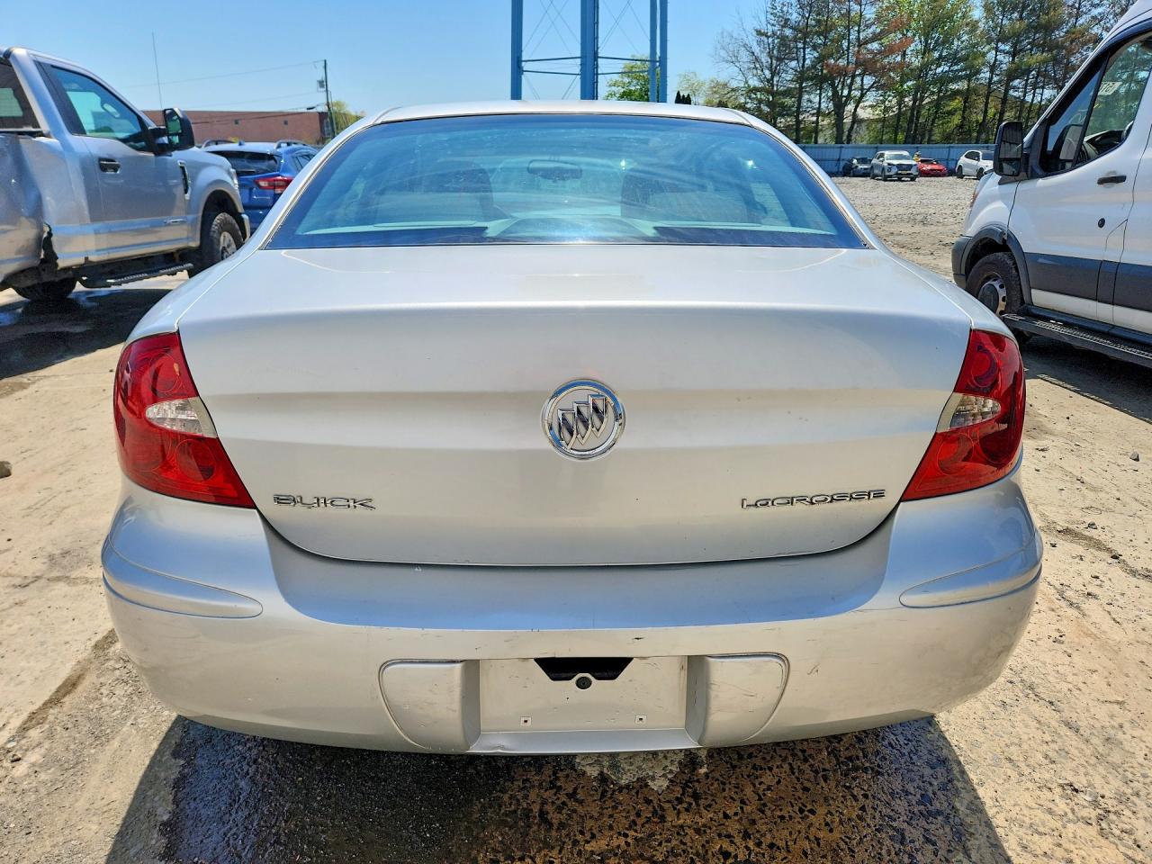 BUICK LACROSSE 2005 — 7