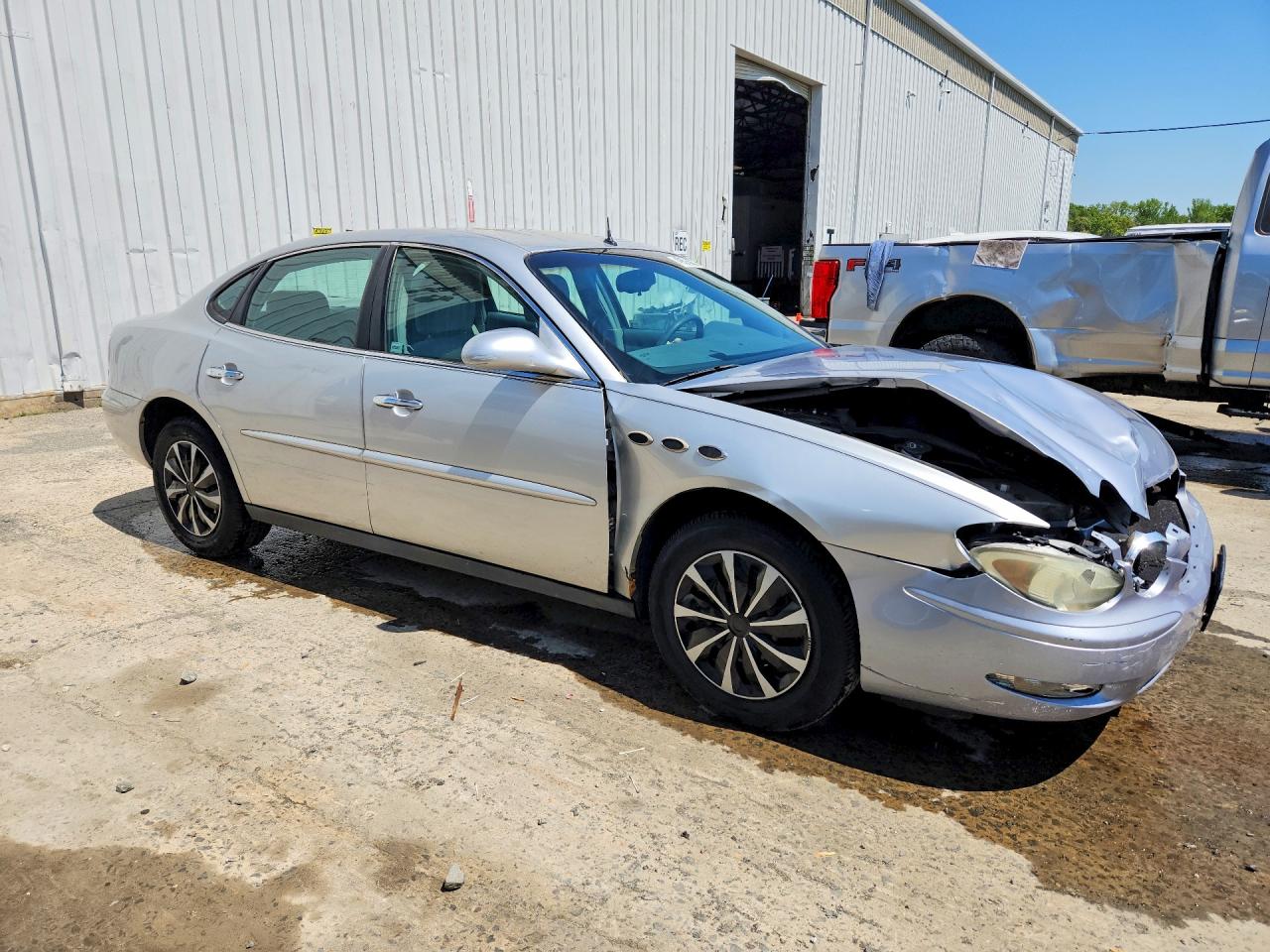 BUICK LACROSSE 2005 — 5