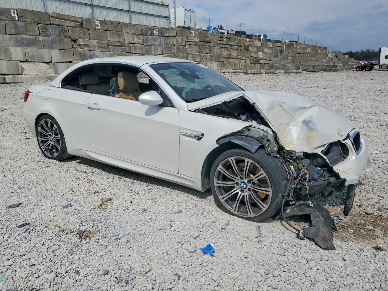 2011 BMW M3