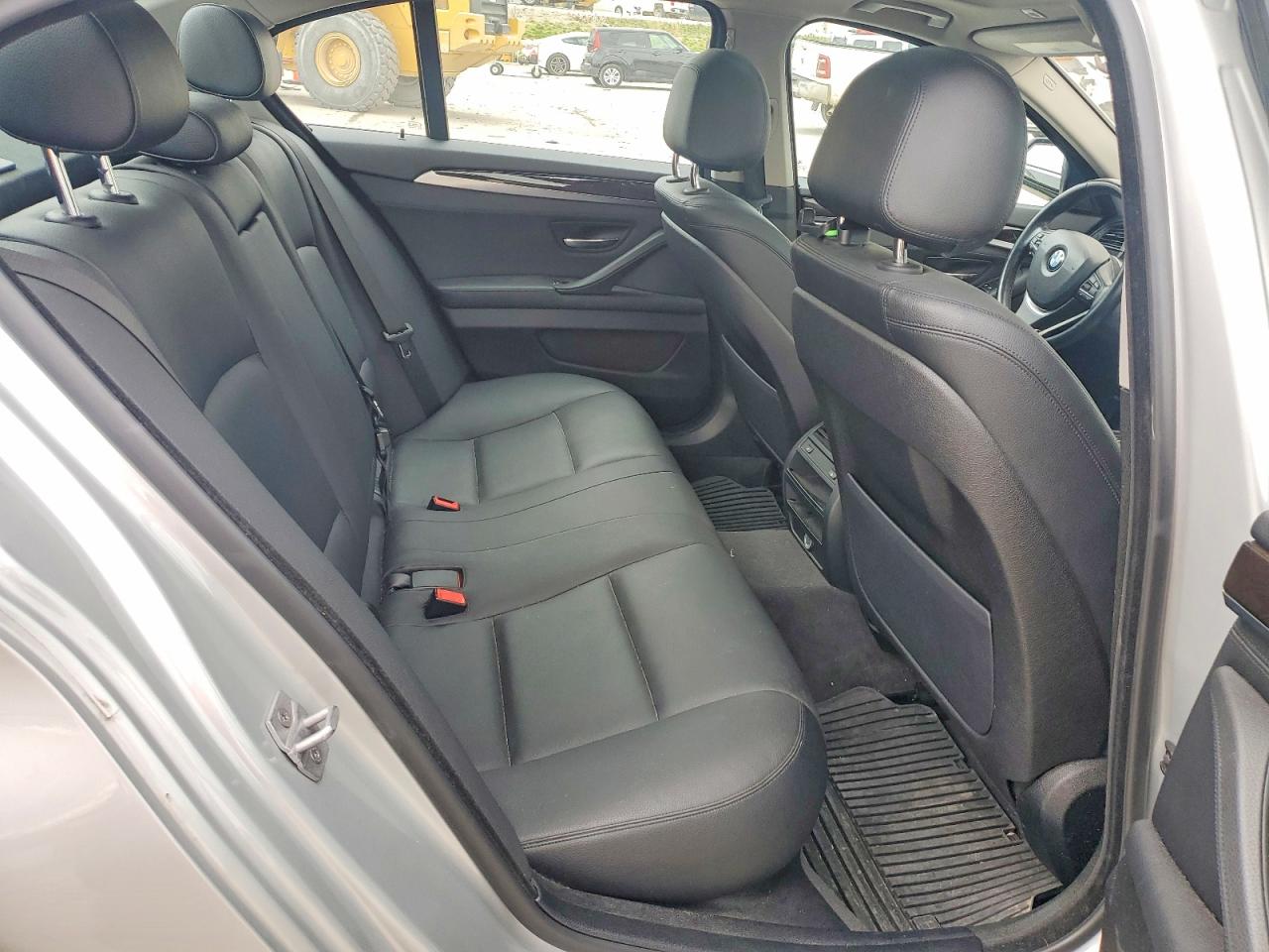 BMW 528 2015 — 11