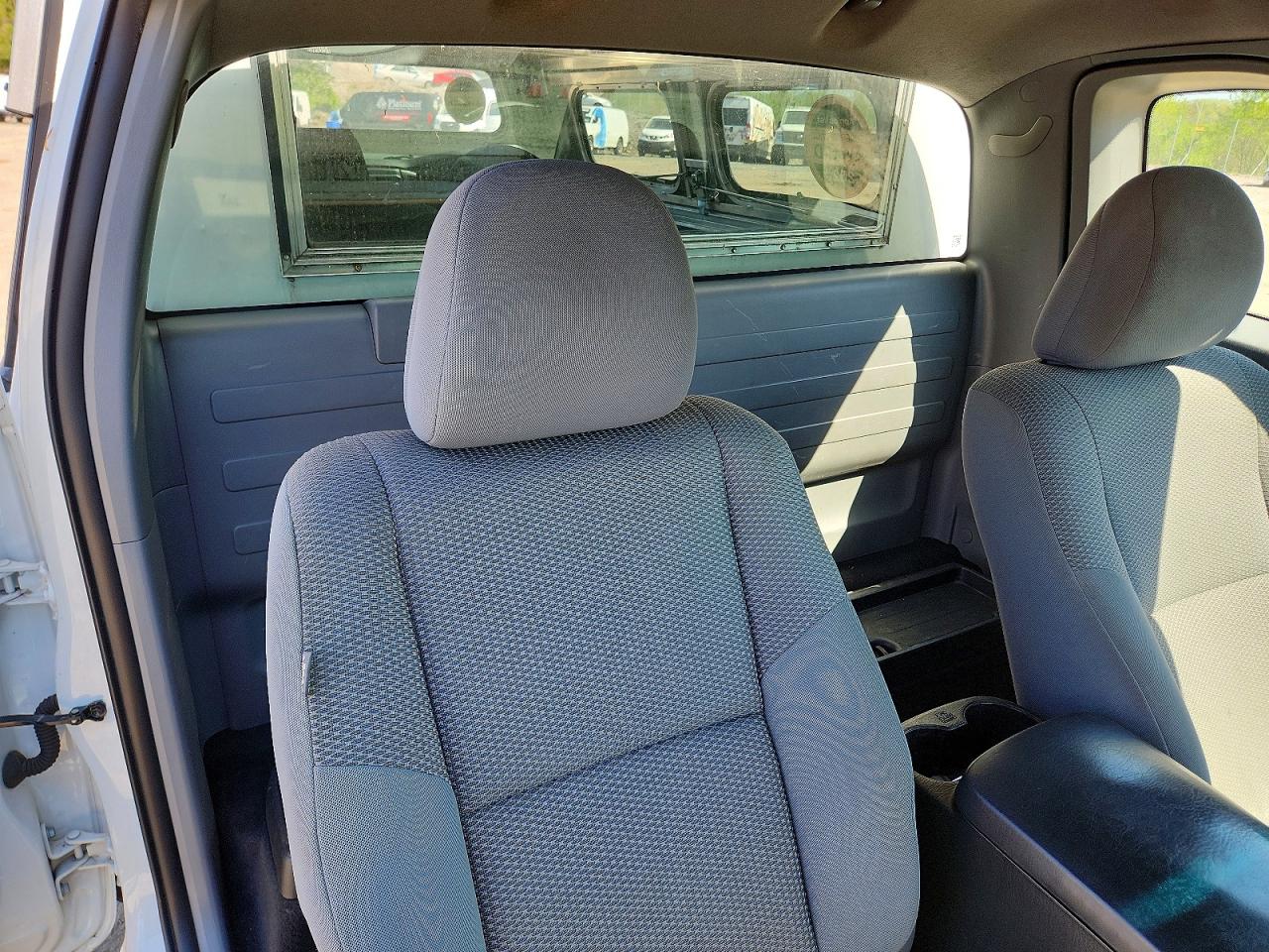 TOYOTA TACOMA 2015 — 12