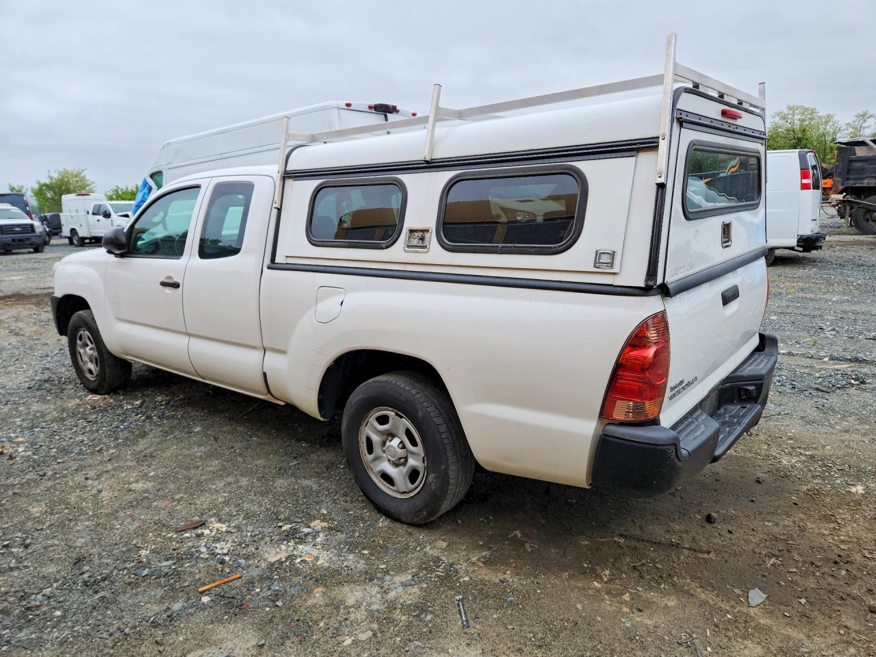 TOYOTA TACOMA 2015 — 3