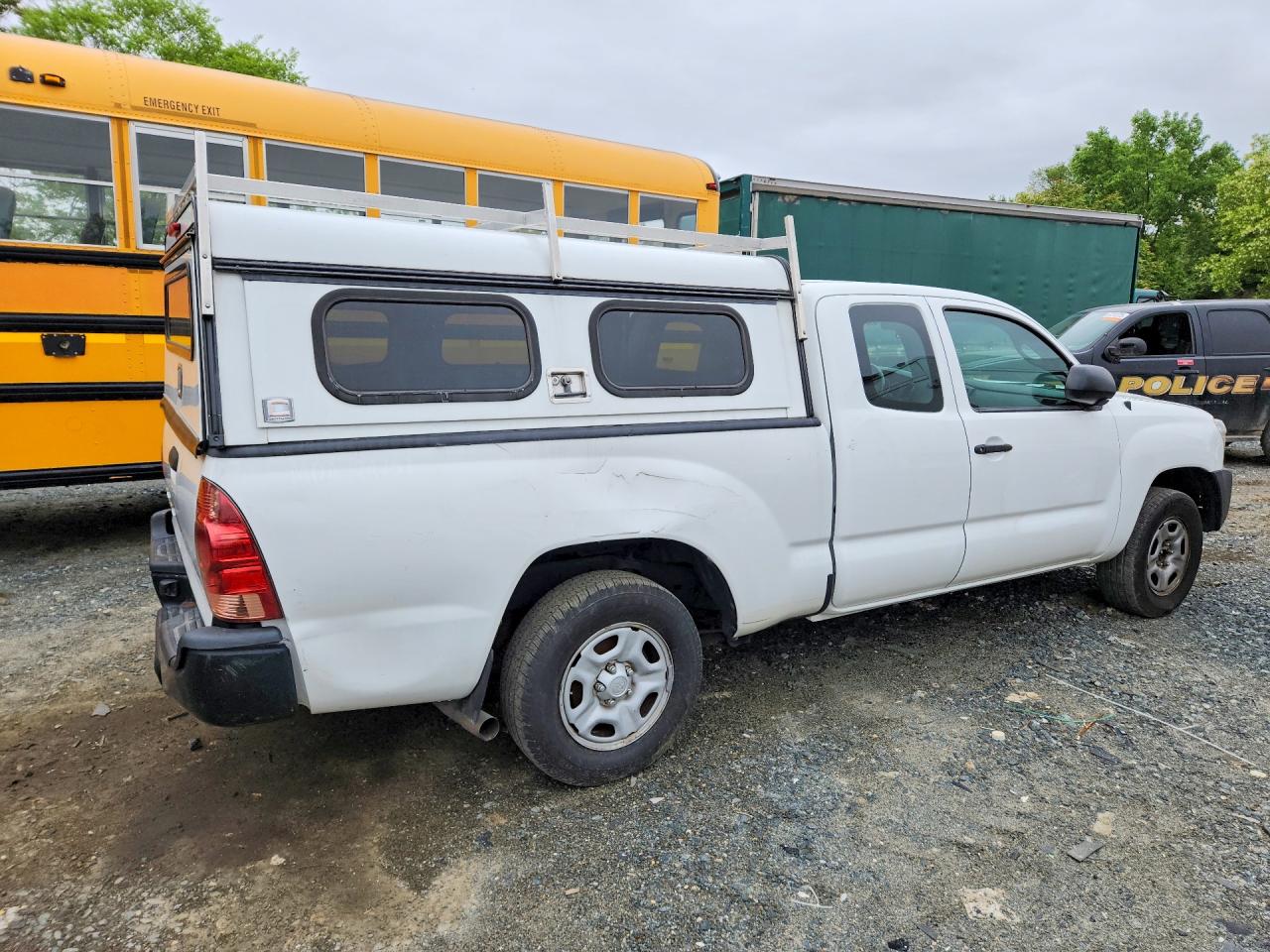 TOYOTA TACOMA 2015 — 4