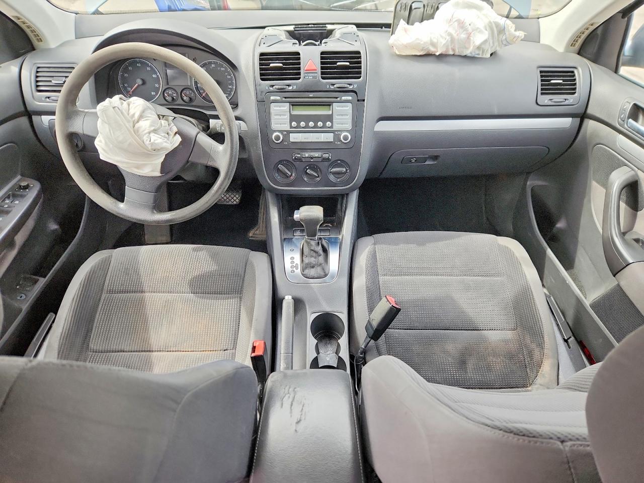 VOLKSWAGEN JETTA 2009 — 9