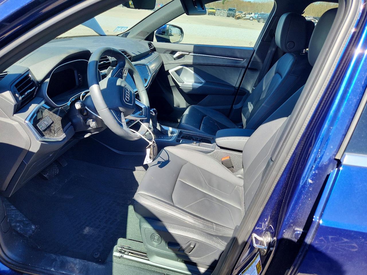 AUDI Q3 2024 — 8
