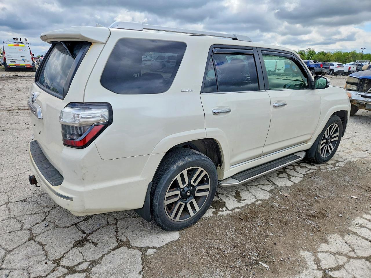 TOYOTA 4RUNNER 2014 — 4