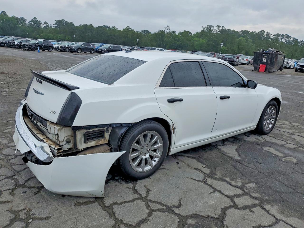 CHRYSLER 300 2012 — 4