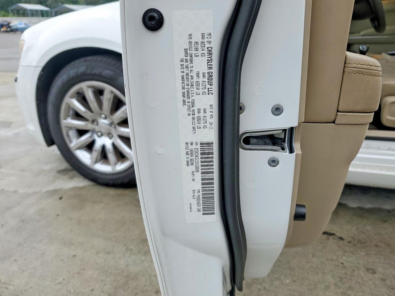 CHRYSLER 300 2012 — 13