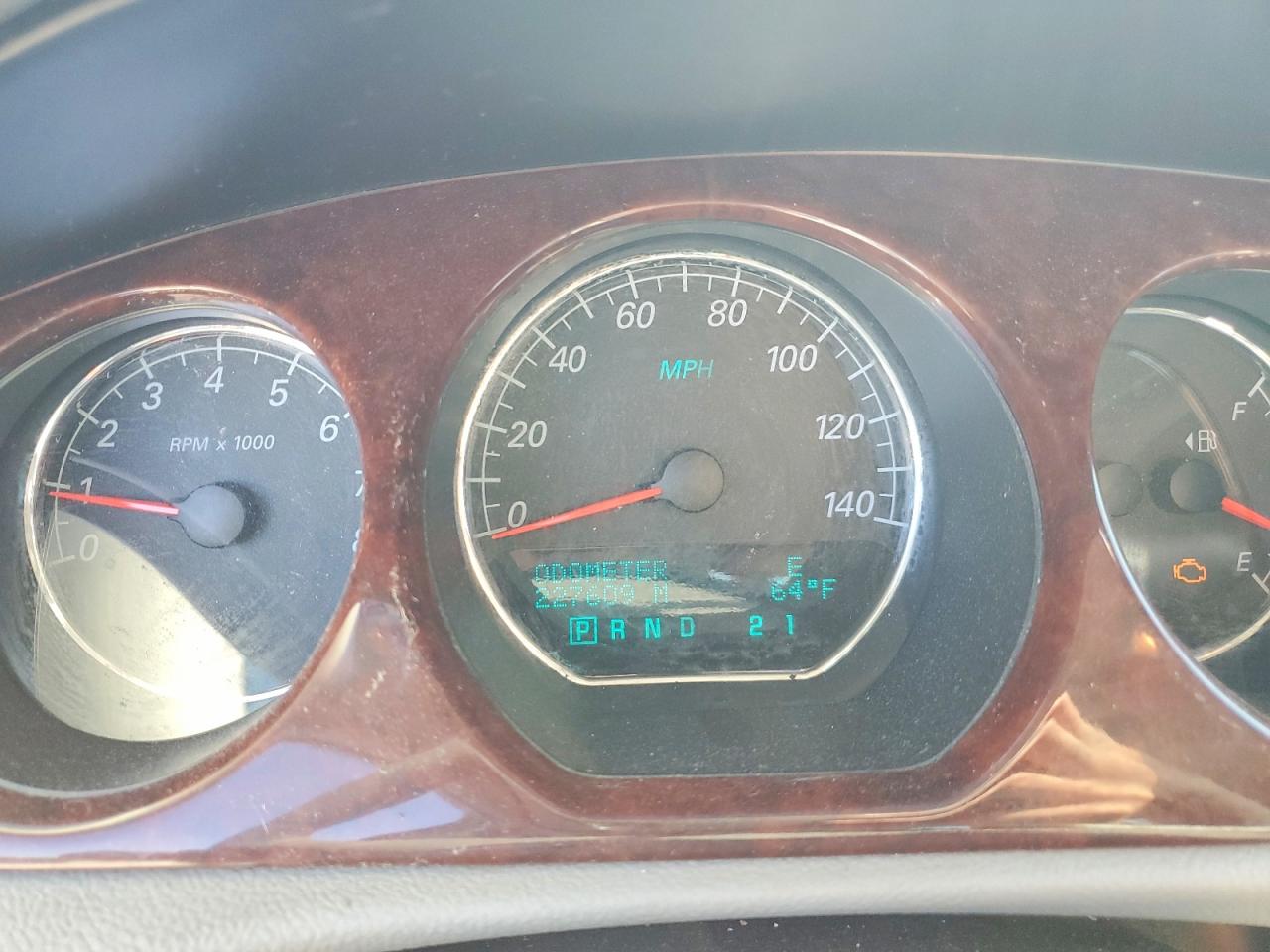 BUICK LUCERNE 2007 — 9
