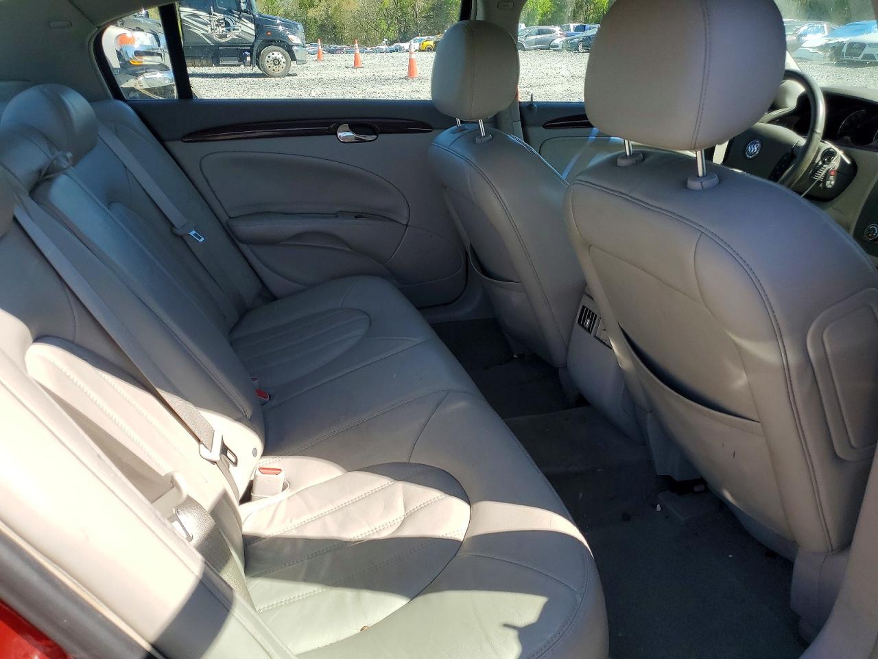 BUICK LUCERNE 2007 — 10