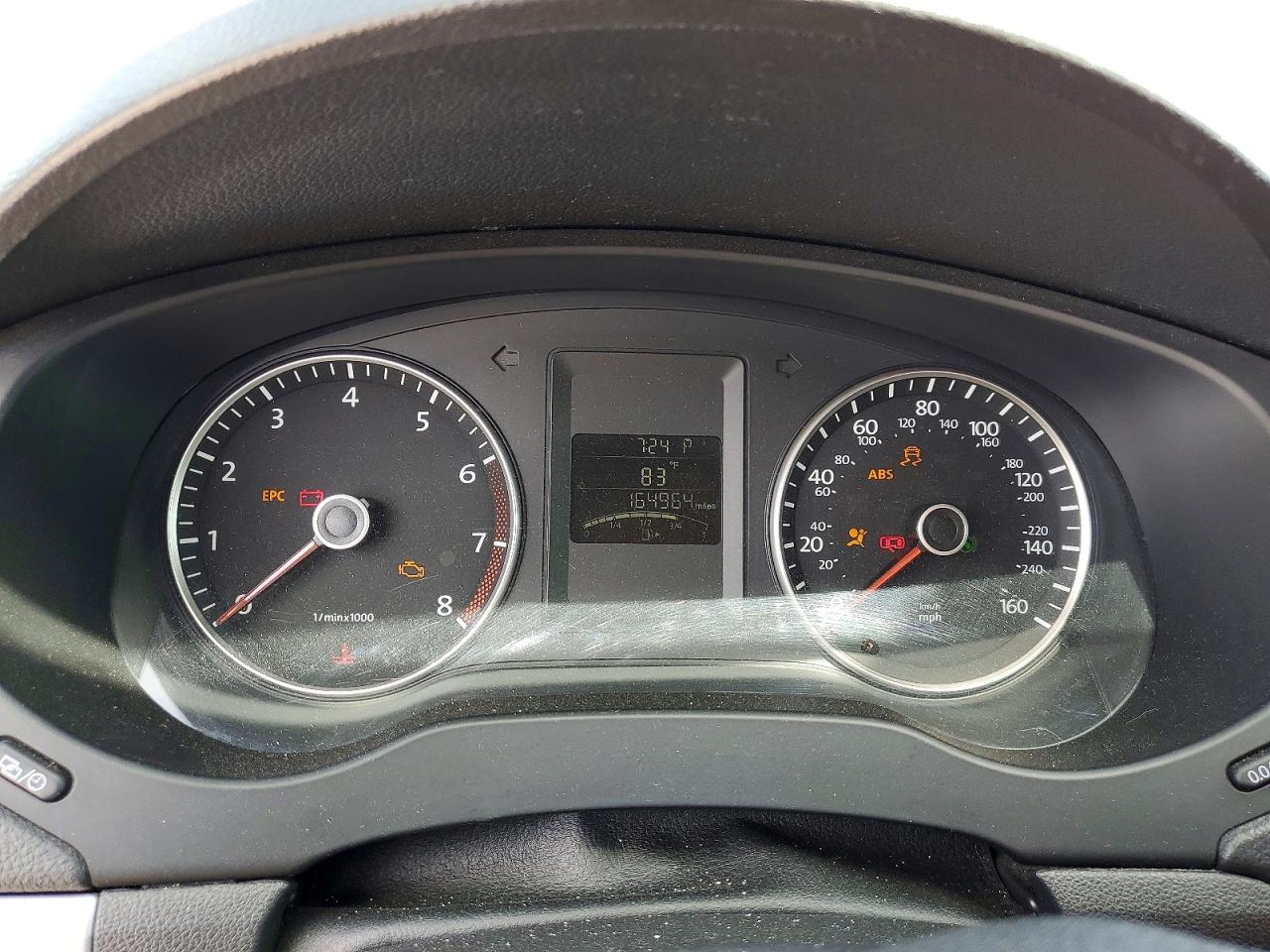 VOLKSWAGEN JETTA 2013 — 10