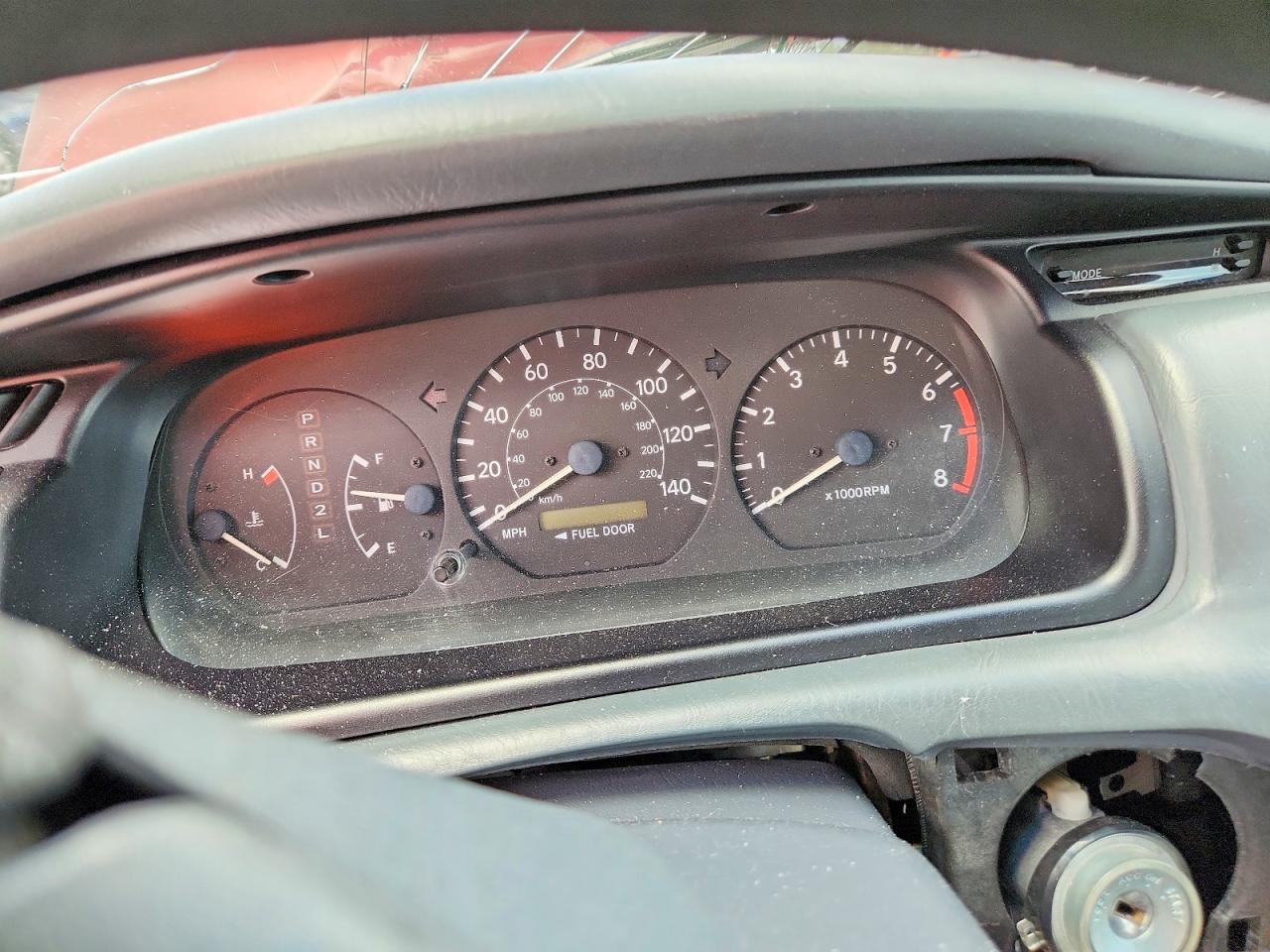 TOYOTA CAMRY 2000 — 10