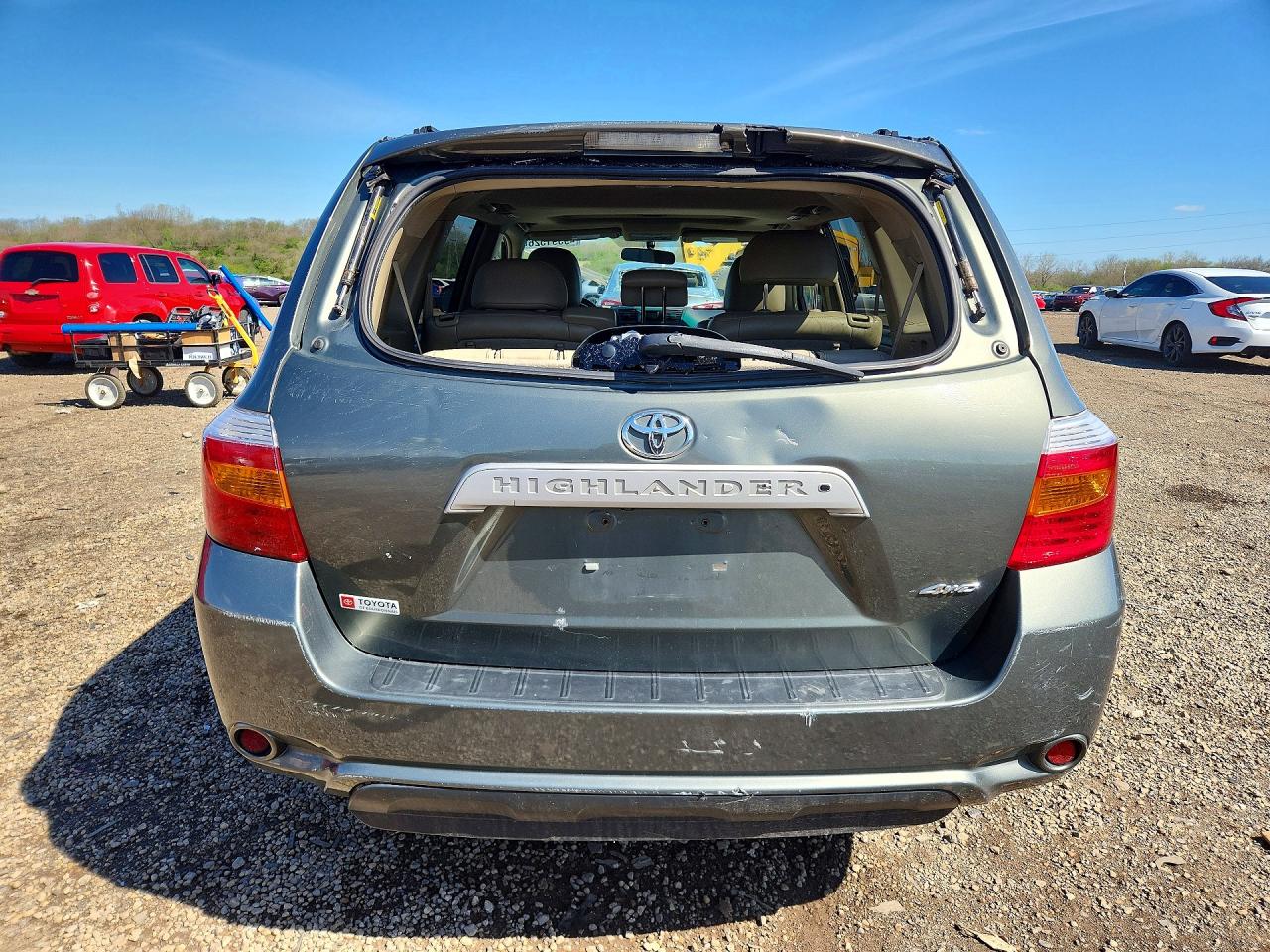 TOYOTA HIGHLANDER 2010 — 7