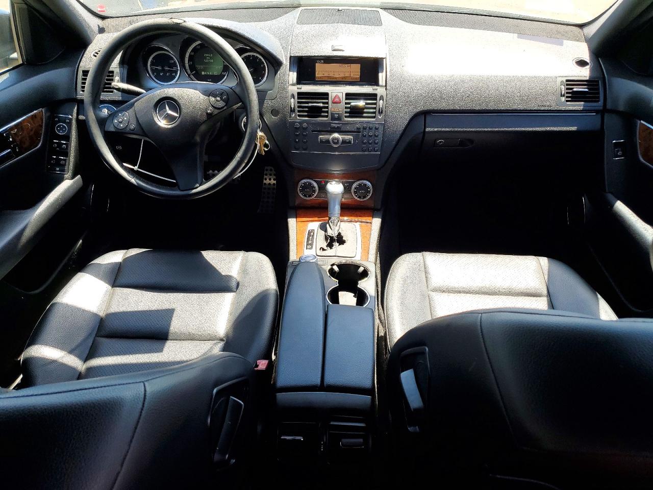 MERCEDES-BENZ C 2010 — 9