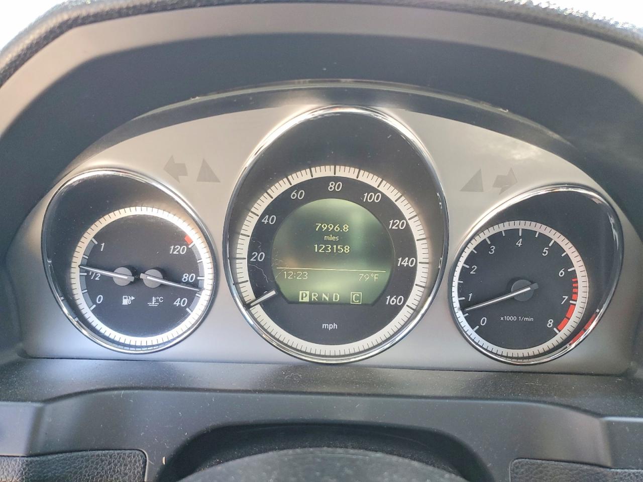 MERCEDES-BENZ C 2010 — 10