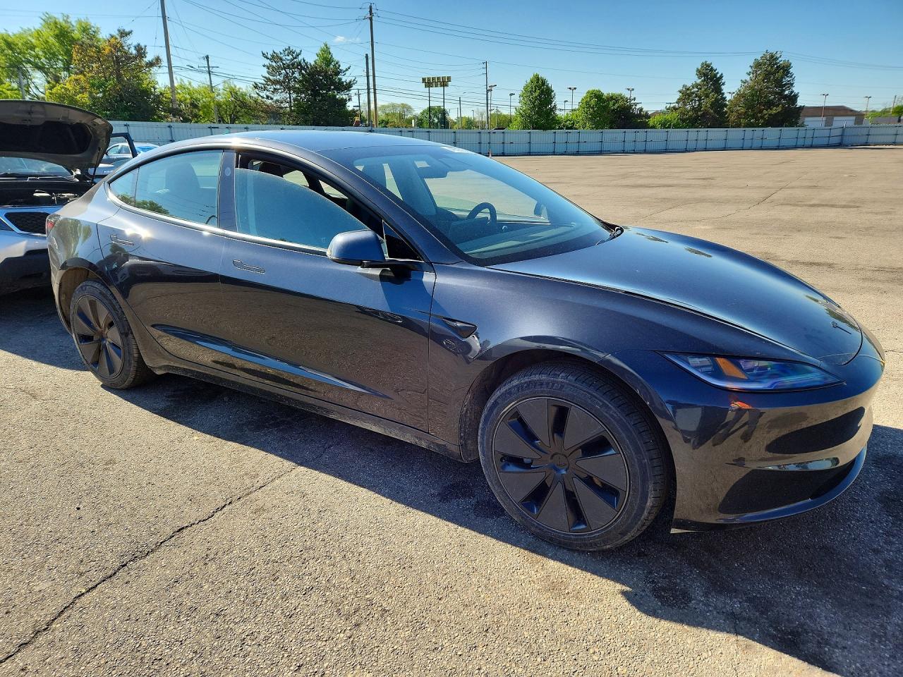 2026 TESLA 3
