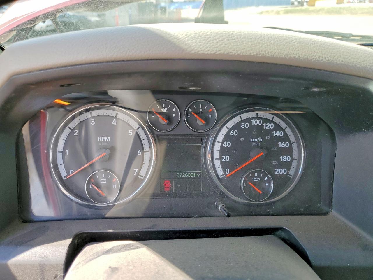 DODGE RAM 2500 2011 — 10