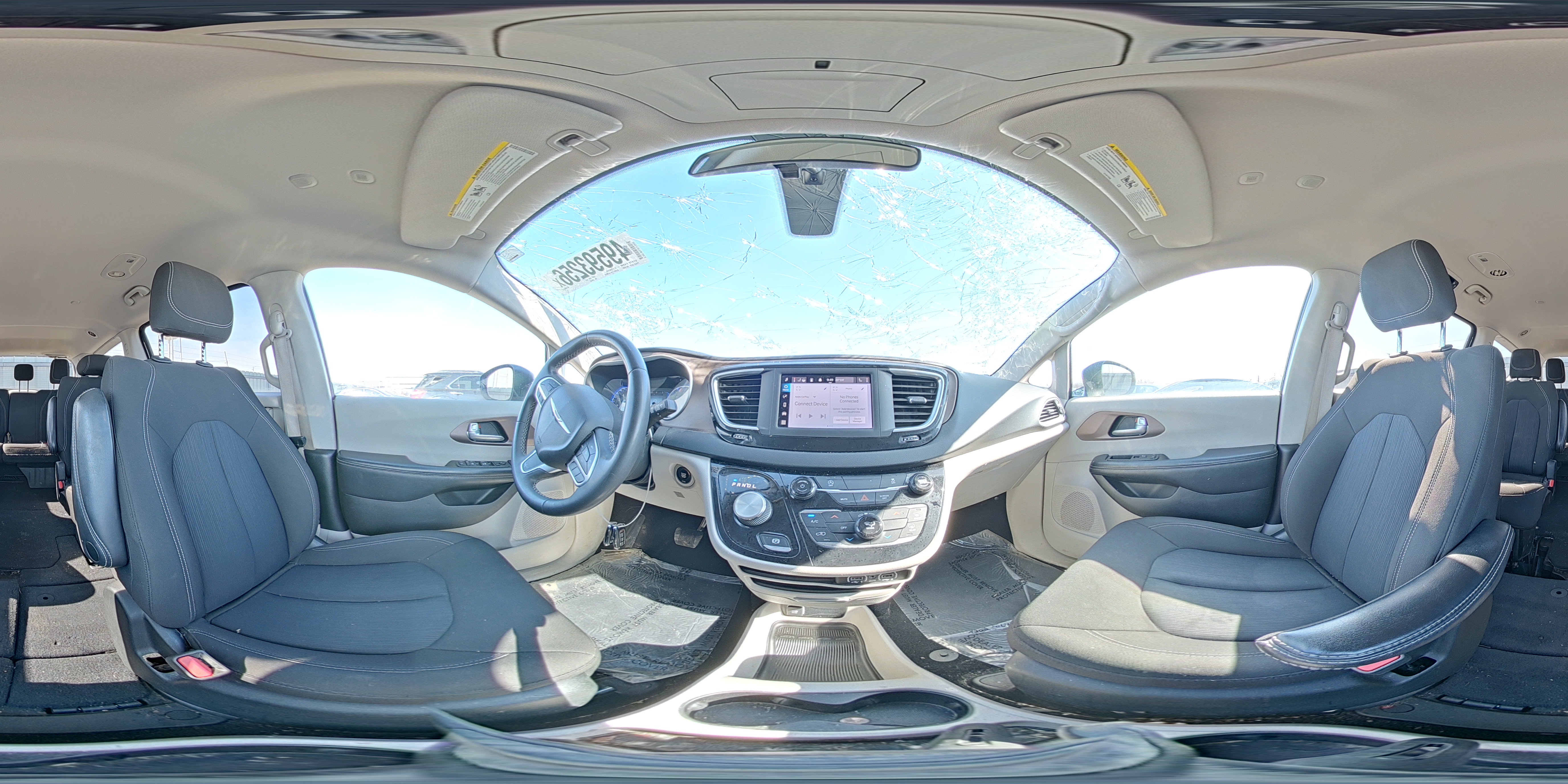 CHRYSLER VOYAGER 2022 — 15