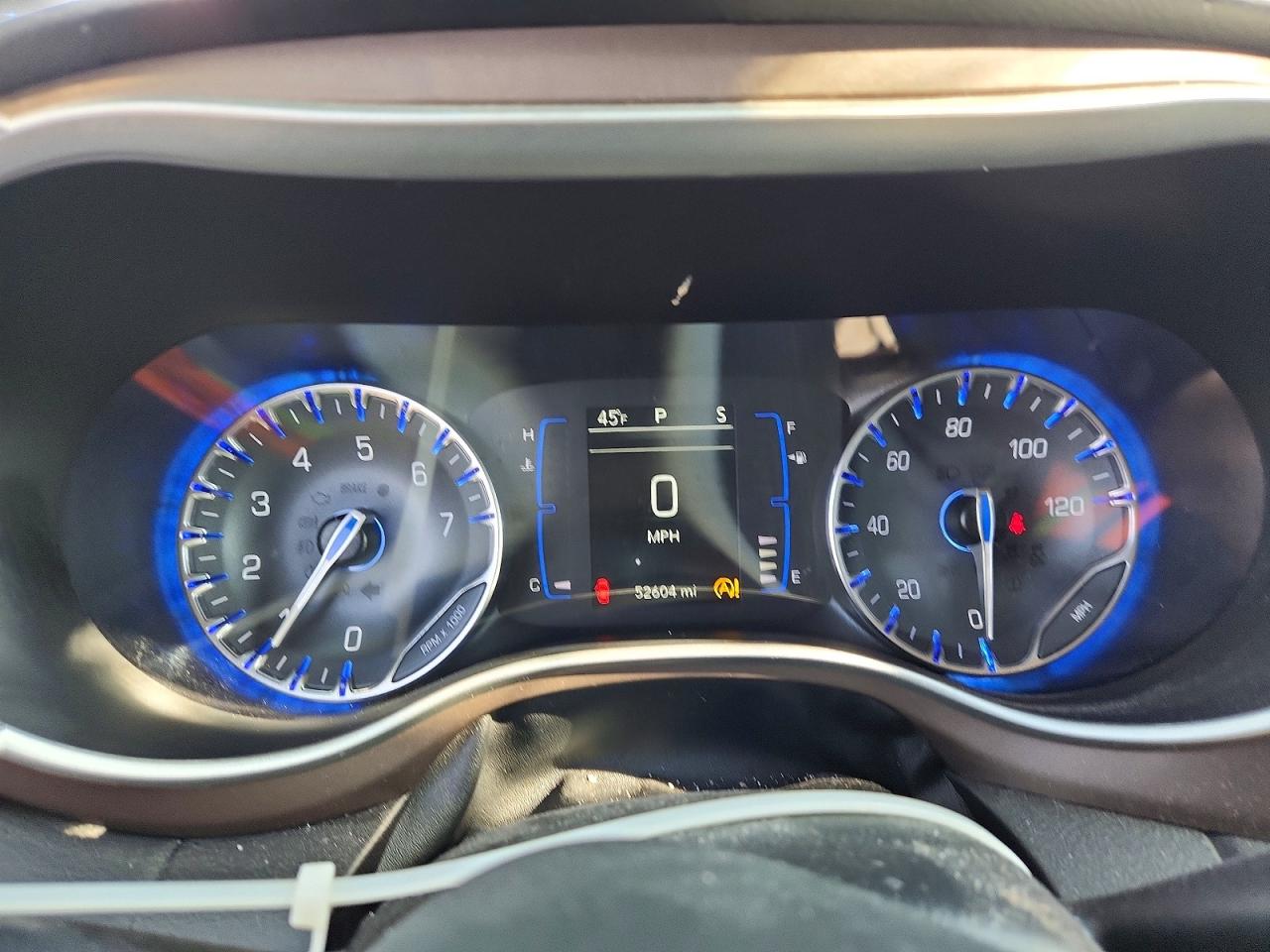 CHRYSLER VOYAGER 2022 — 10