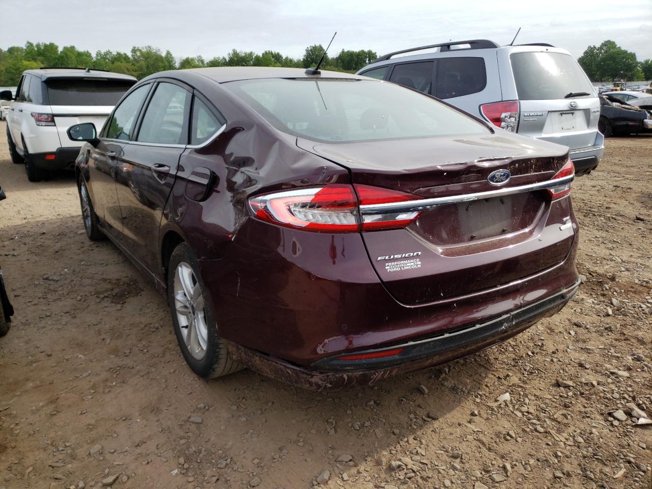 Ford Fusion 2018 — 3