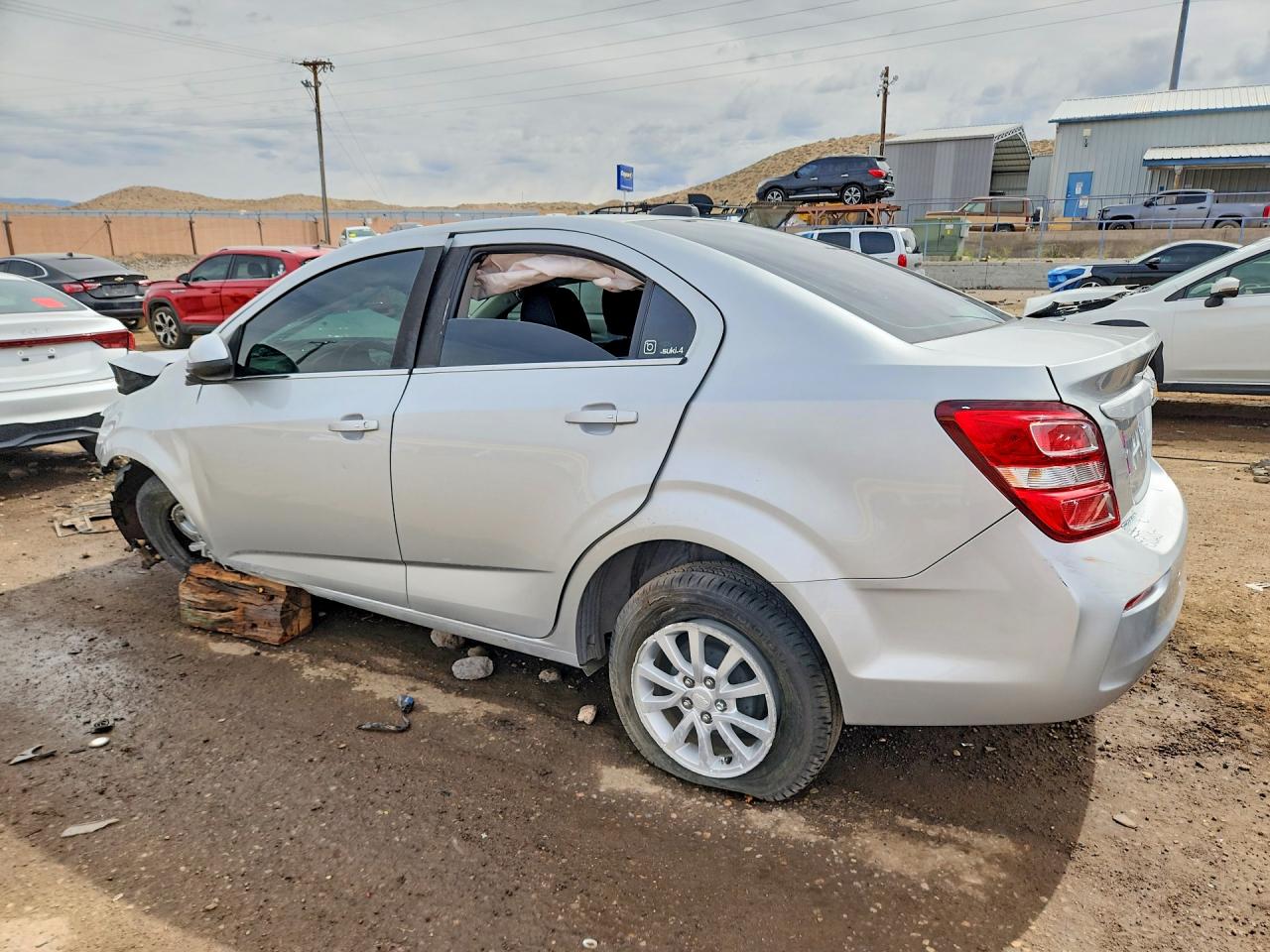 CHEVROLET SONIC 2017 — 3