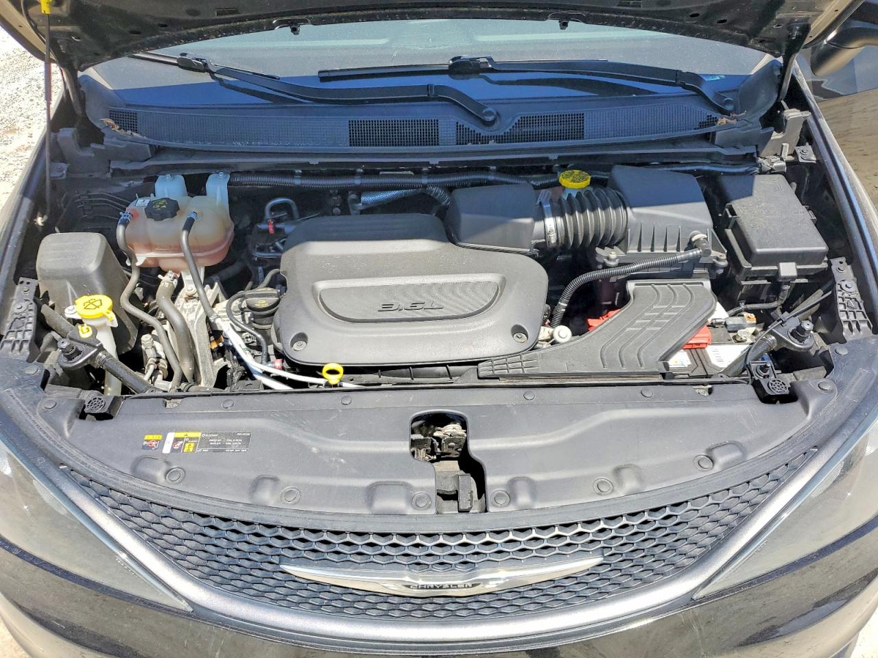 CHRYSLER VOYAGER 2022 — 13