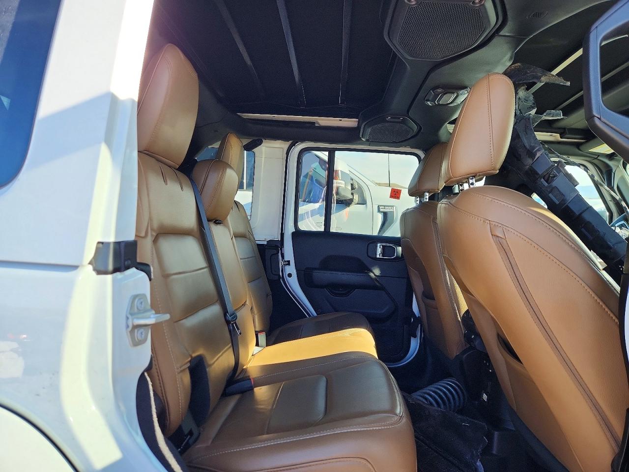 JEEP WRANGLER 2023 — 11