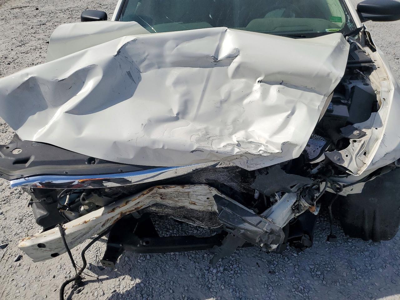 FORD TAURUS 2010 — 12