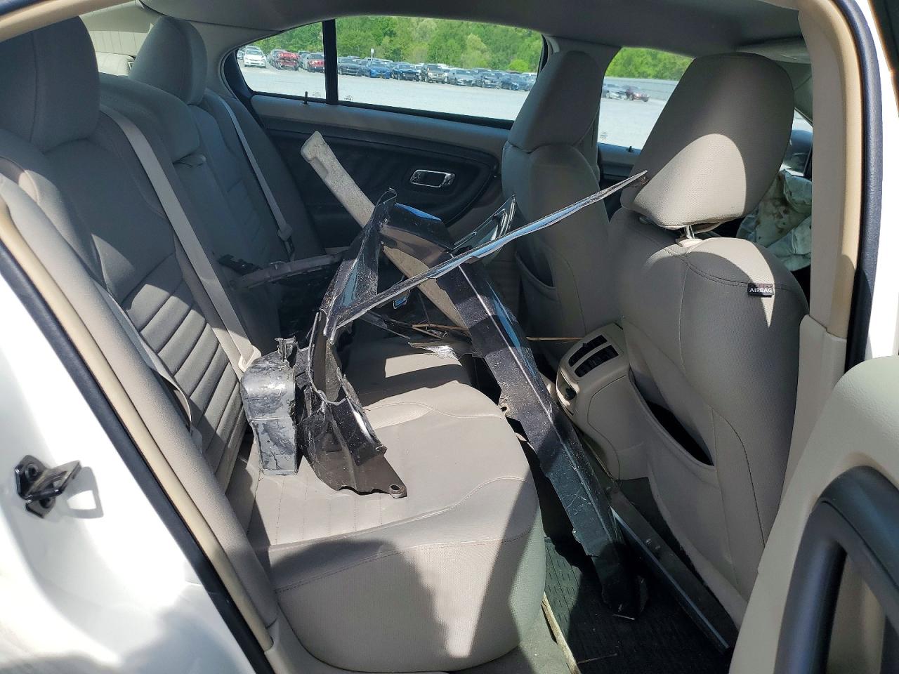 FORD TAURUS 2010 — 11