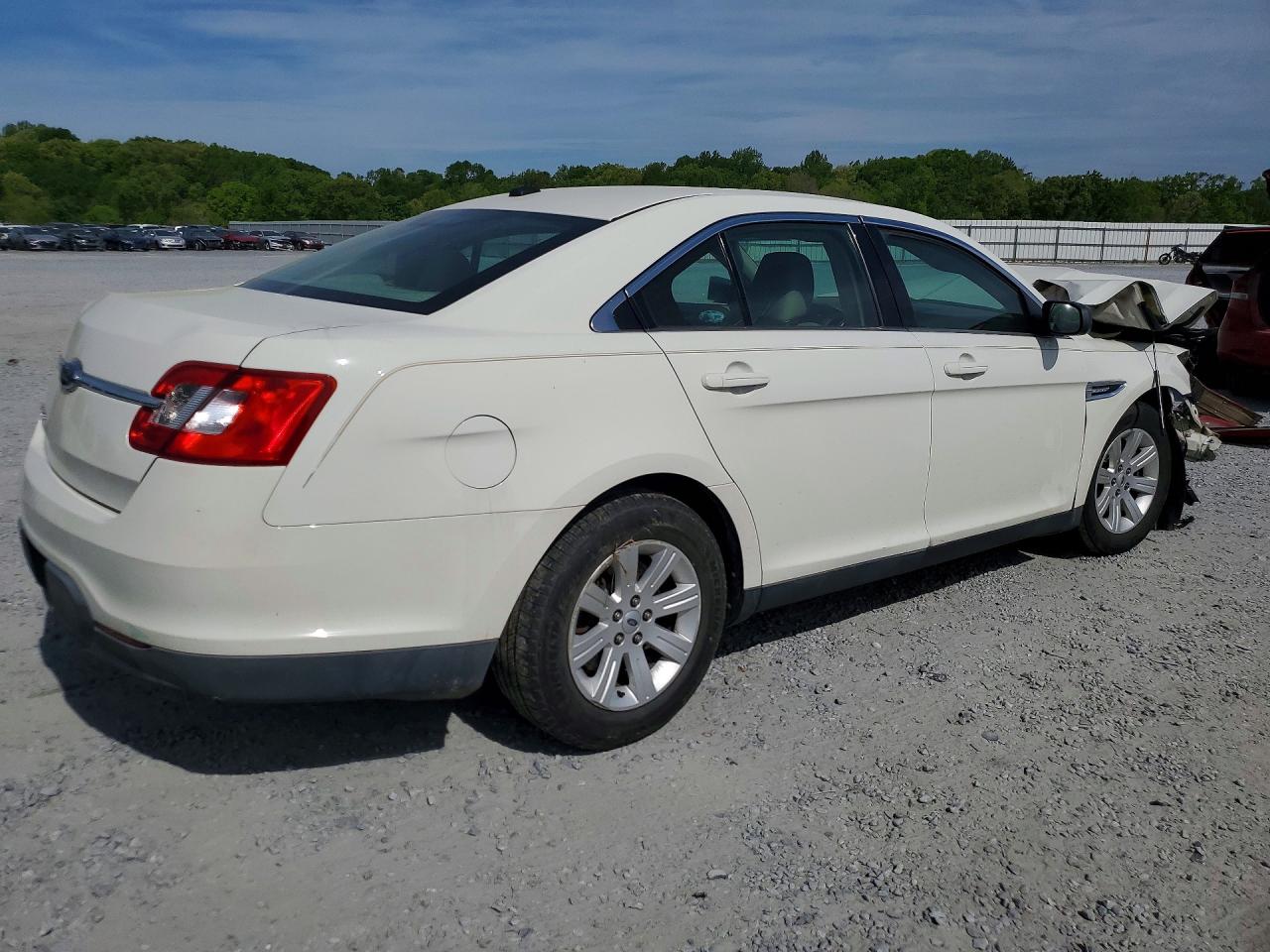 FORD TAURUS 2010 — 4