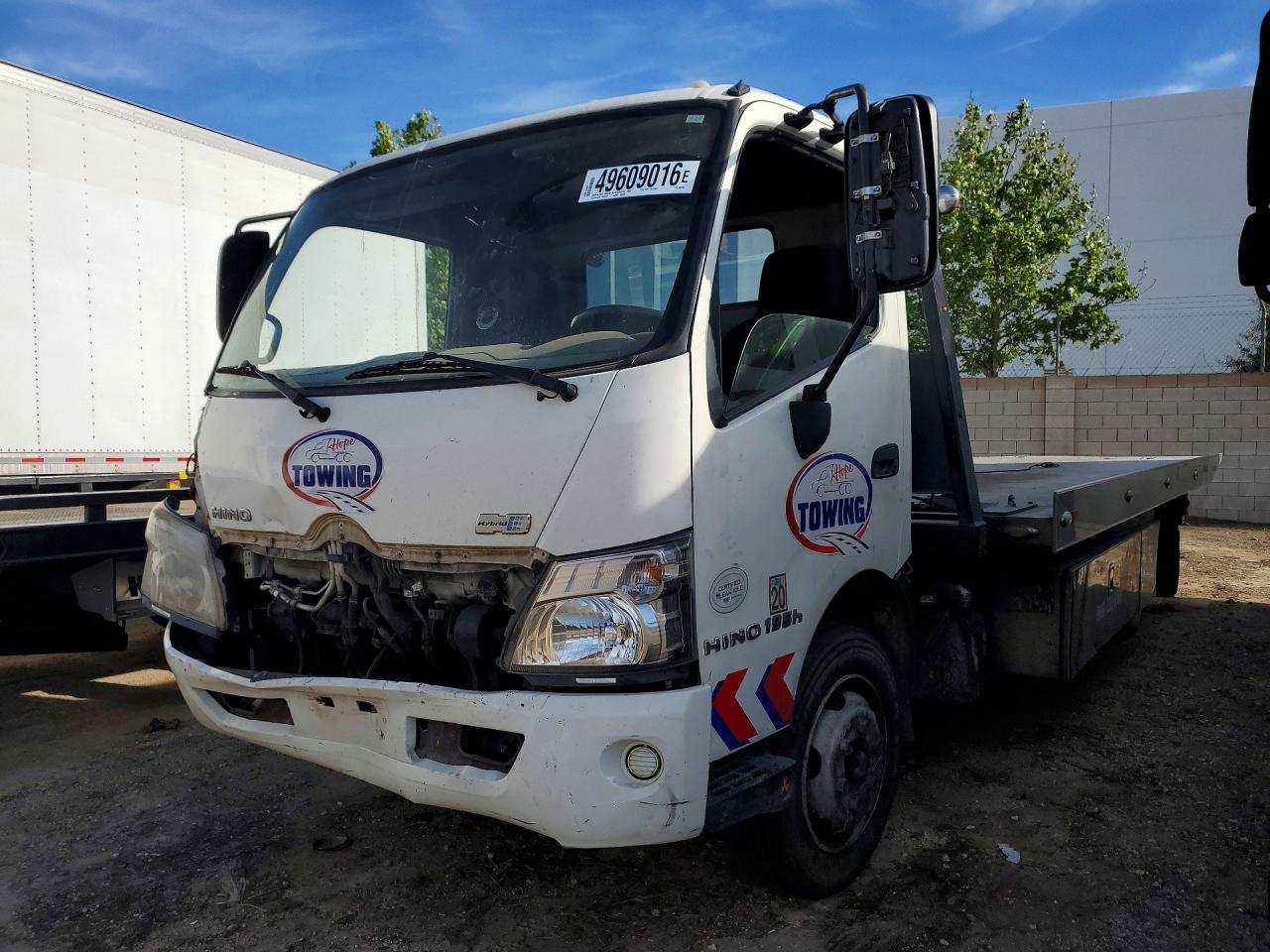 2016 HINO 195