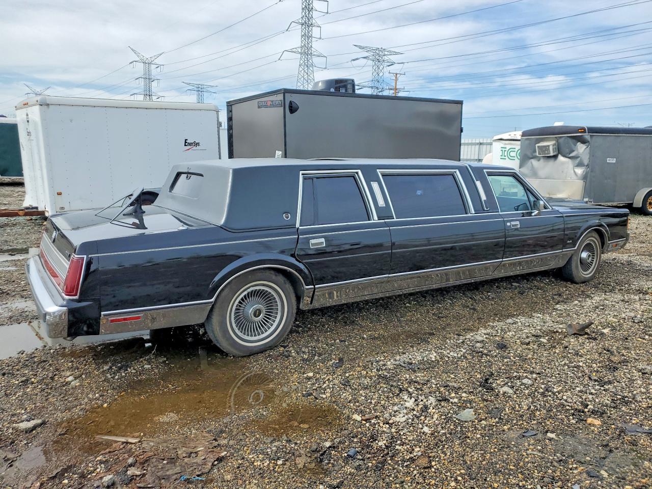 LINCOLN TOWN CAR 1989 — 4