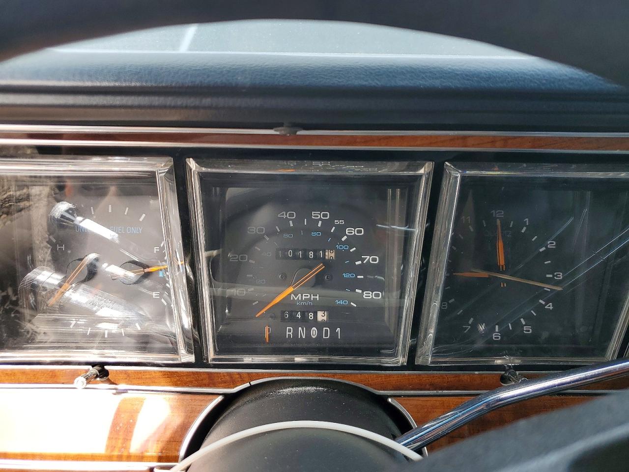 LINCOLN TOWN CAR 1989 — 10