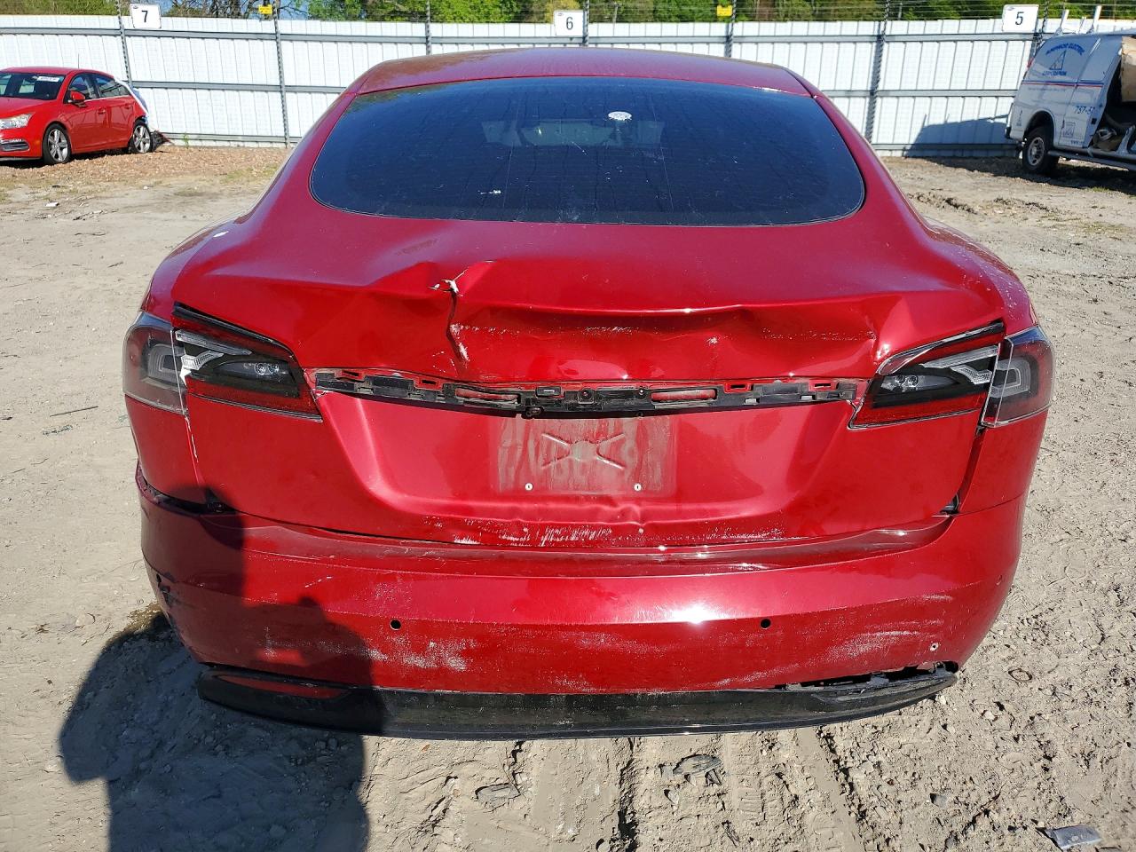 TESLA MODEL S 2016 — 7