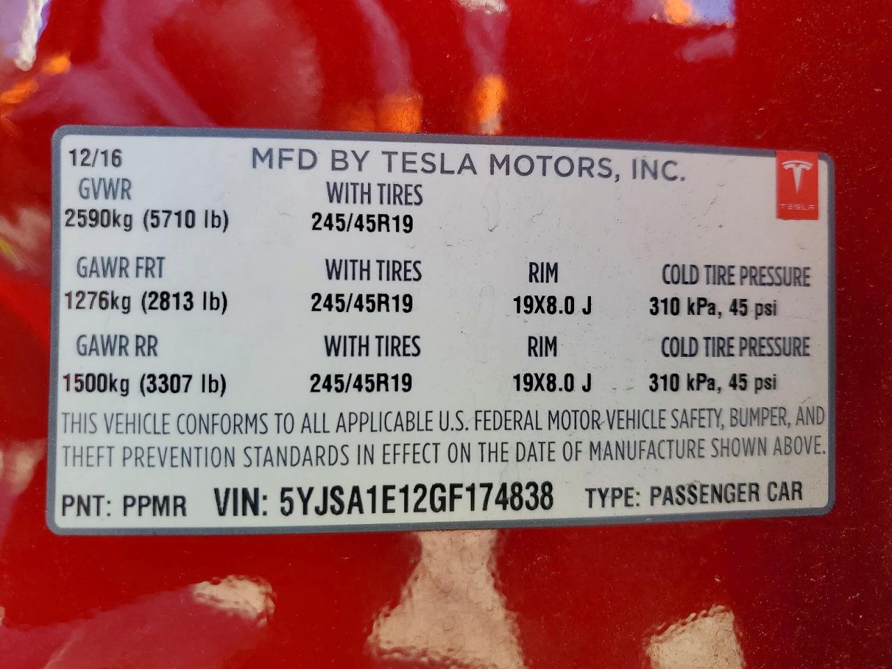 TESLA MODEL S 2016 — 13