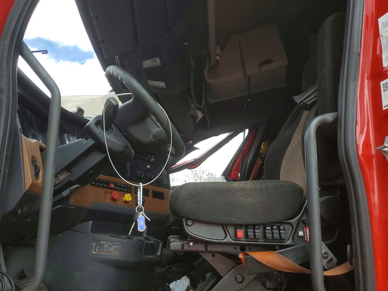 FREIGHTLINER CASCADIA 126 2019 — 6