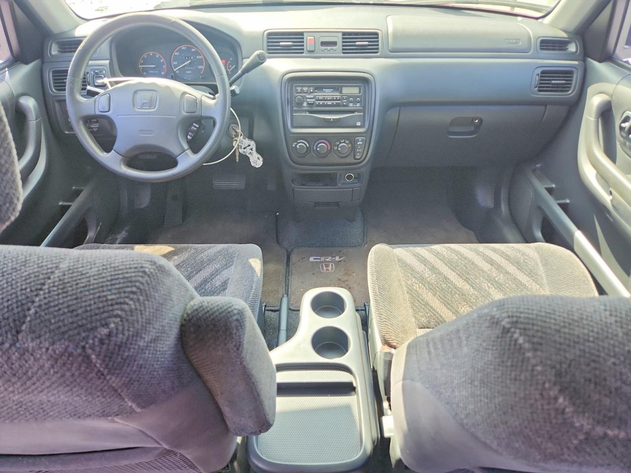 HONDA CR-V 2000 — 9
