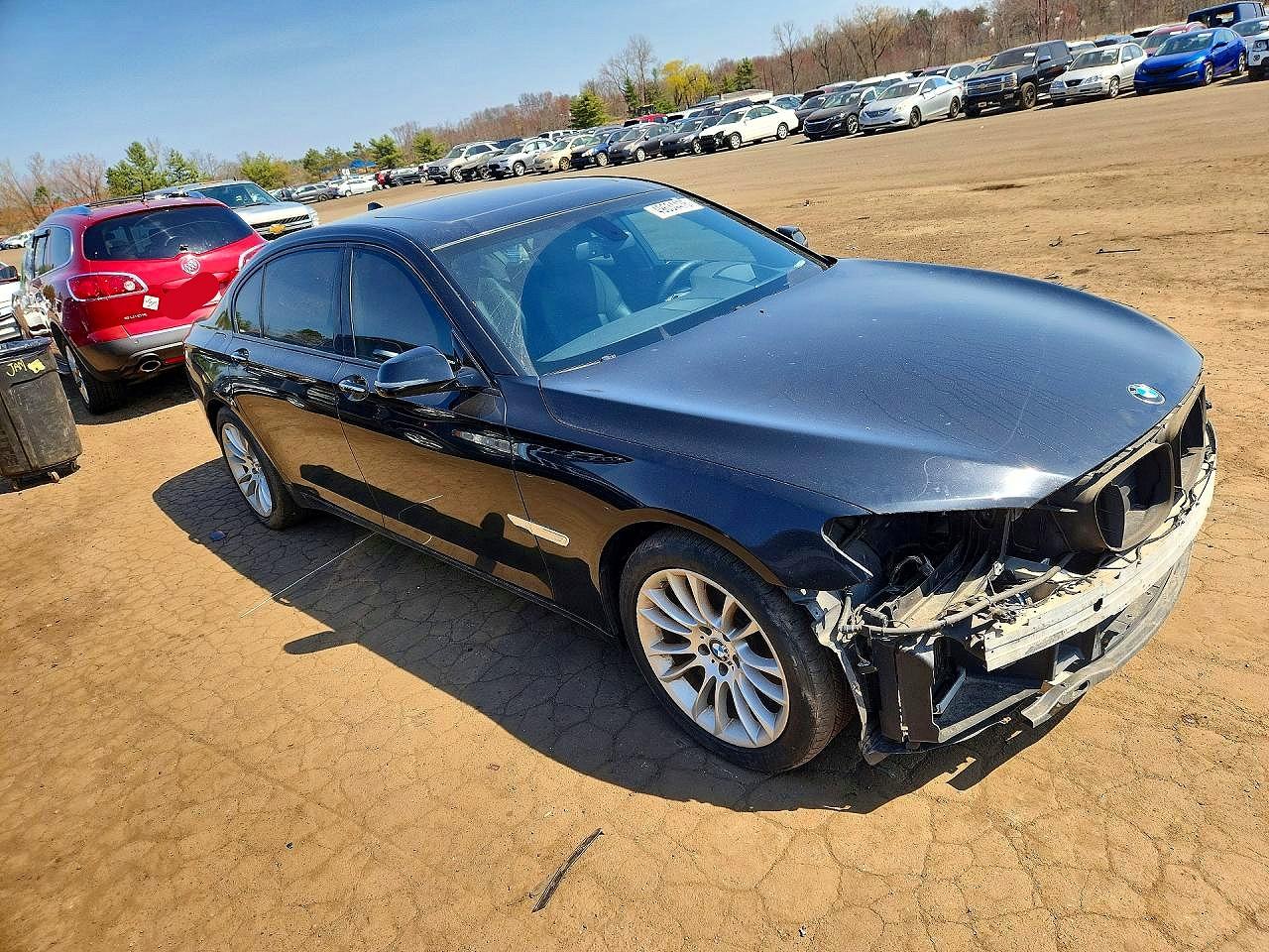 2014 BMW 740 LXI