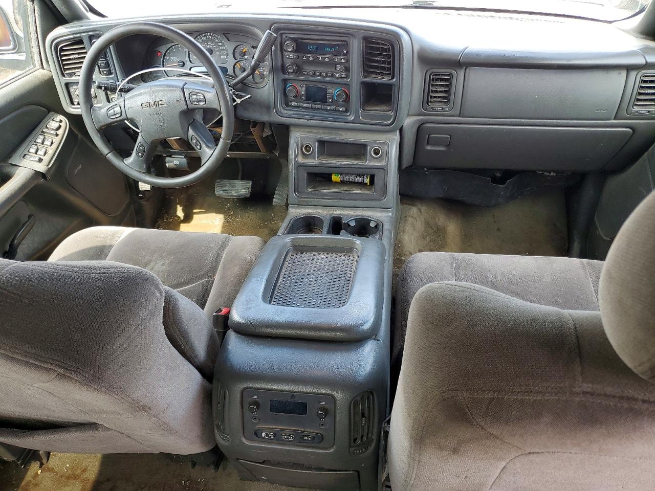 GMC NEW SIERRA 2006 — 9