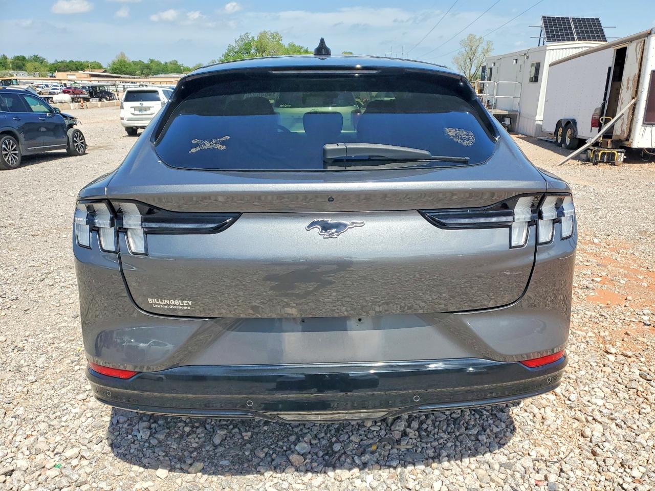 FORD MUSTANG MACH-E 2021 — 7
