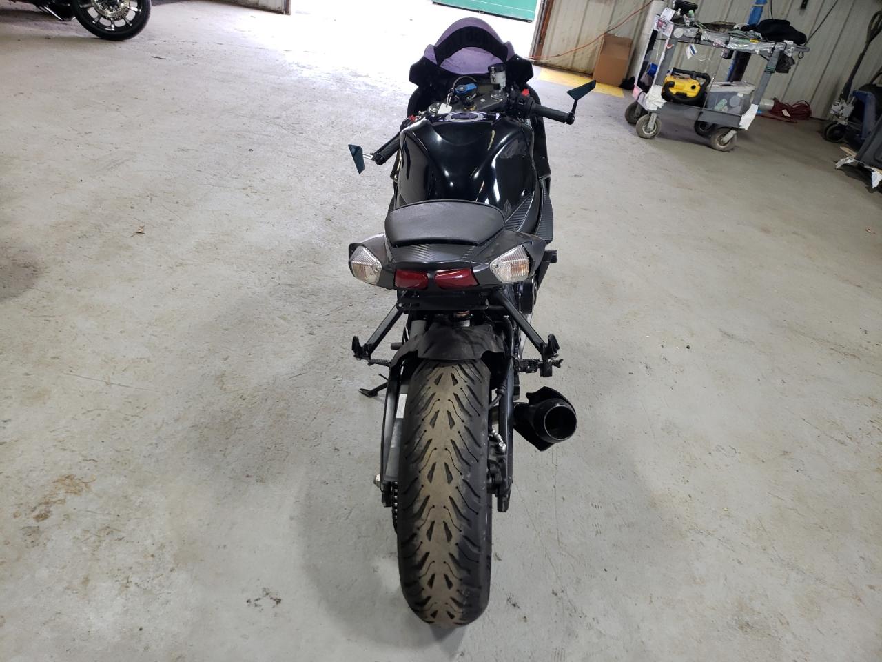 SUZUKI GSX-R600 2018 — 5