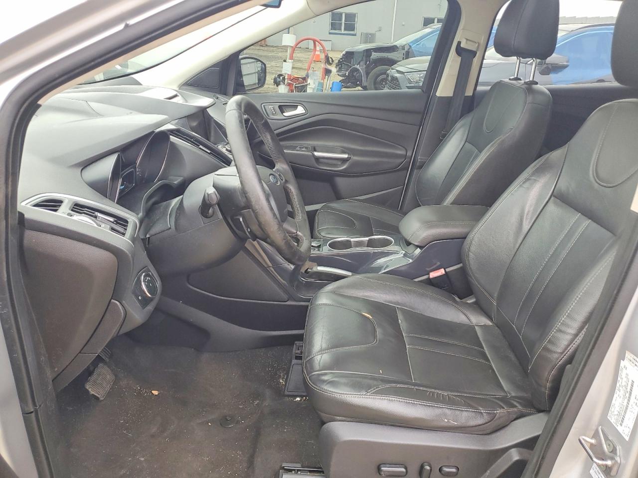FORD ESCAPE 2013 — 8