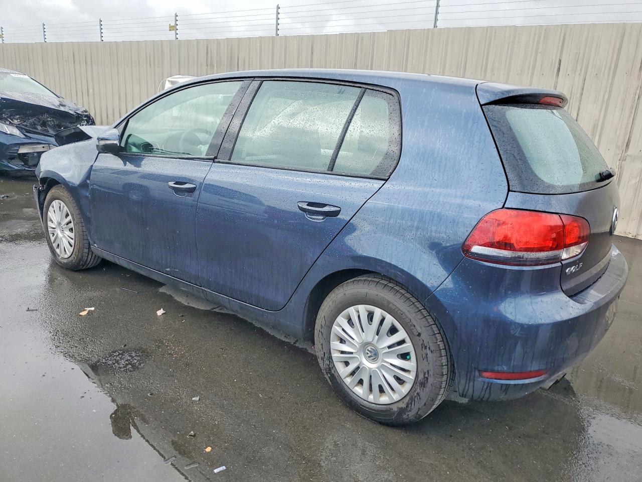 VOLKSWAGEN GOLF 2013 — 3