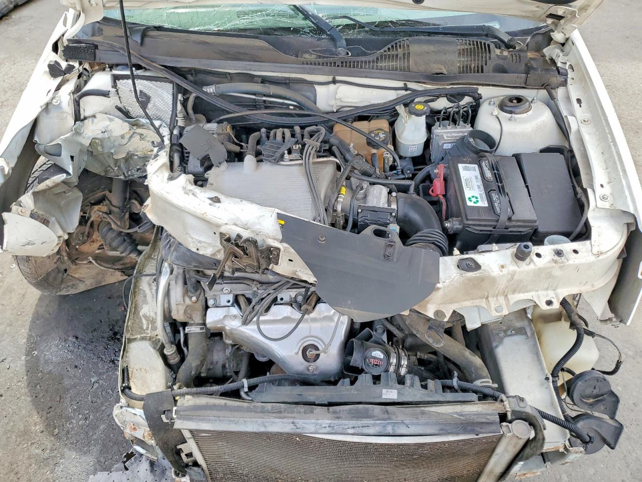 CHEVROLET MALIBU 2004 — 12