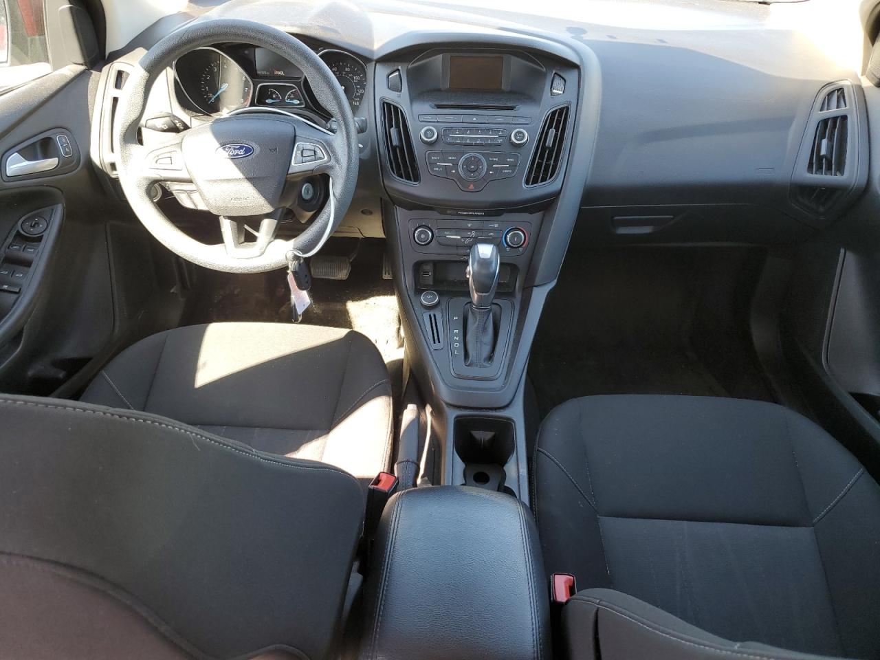 FORD FOCUS 2015 — 9