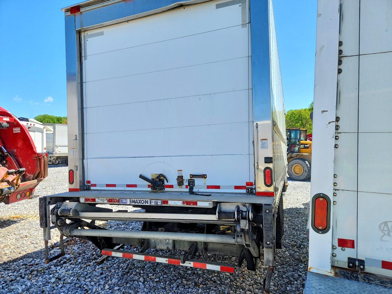 INTERNATIONAL 4000 2019 — 4
