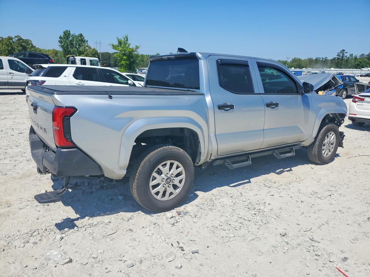 TOYOTA TACOMA 2025 — 4