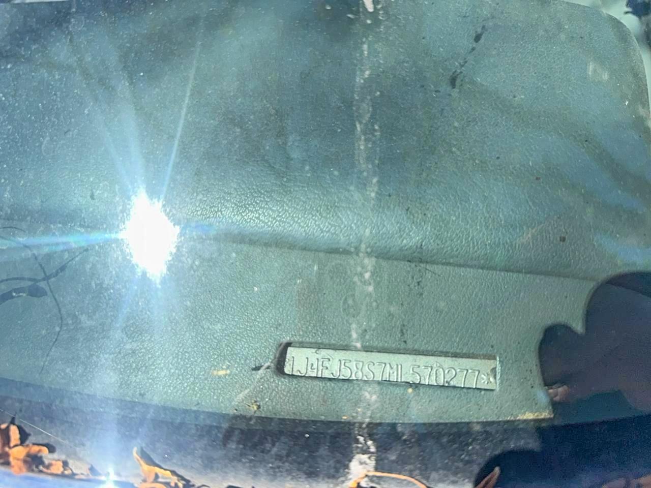 JEEP CHEROKEE 1991 — 14