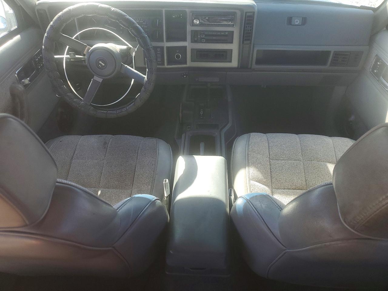 JEEP CHEROKEE 1991 — 9