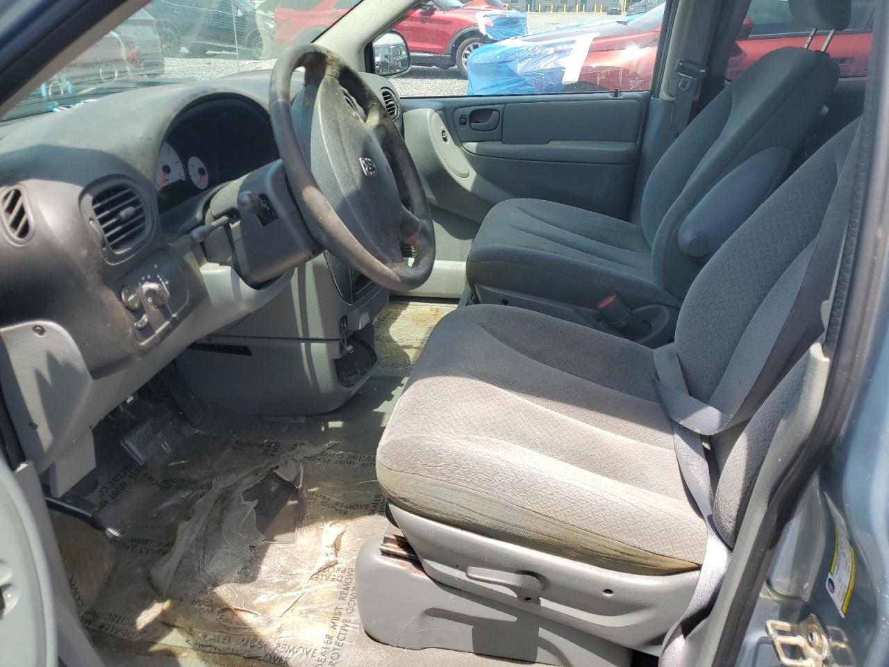 DODGE CARAVAN 2005 — 8